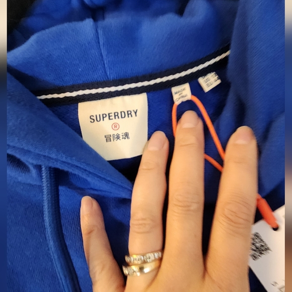 Super Dry Hoodie - Picture 4 of 5